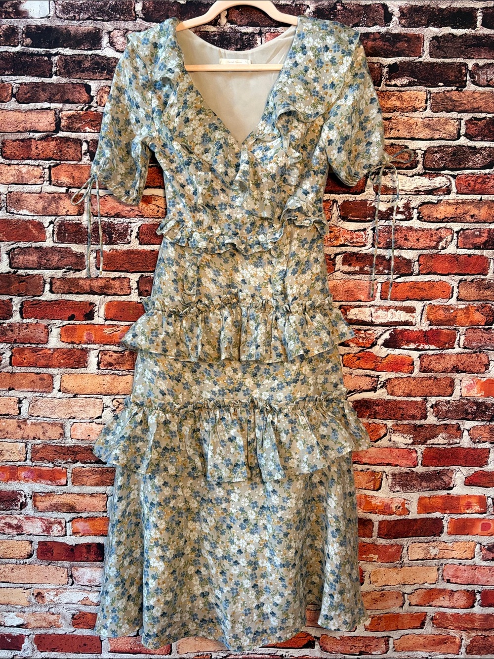 Kernel Cosmos Floral Ruffle Tiered Midi Dress - Blue/Green Beth Dutton look XS